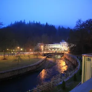 Slunecni Lazne Апарт-отель