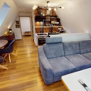 Apartmán Ateliér Vary V Nově Zrekonstruovaném Domě, Karlovy Vary