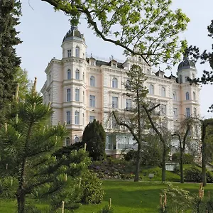 Bristol Palace Hotell